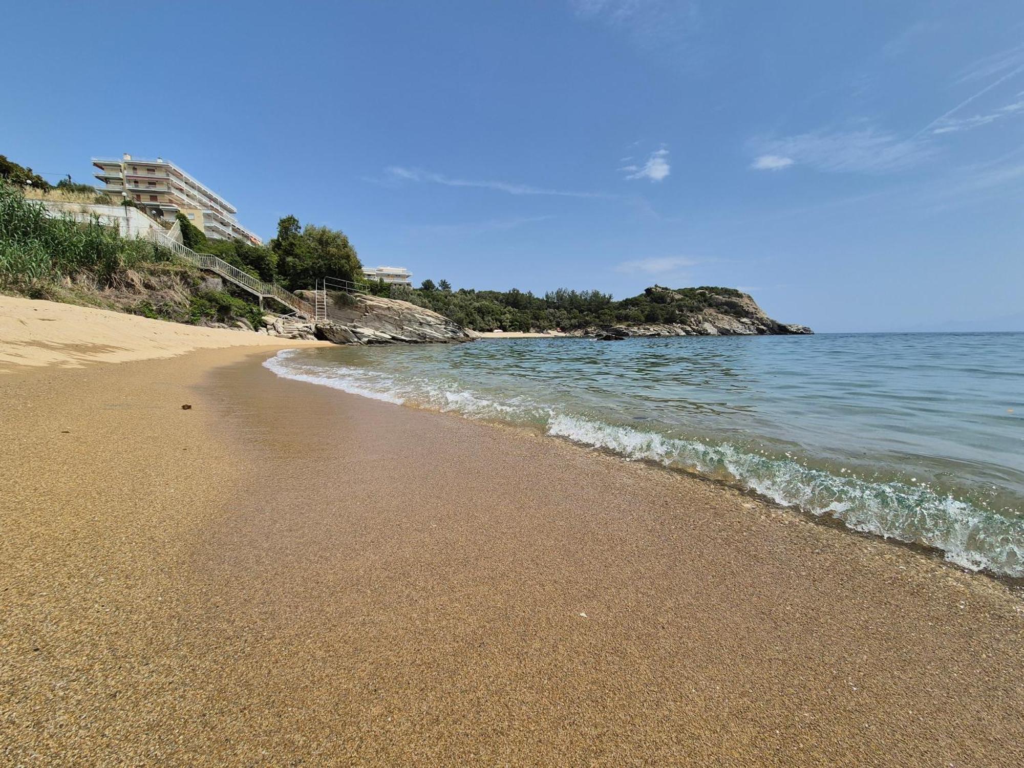 Beach Apartment Palaiontsiflikion Bagian luar foto