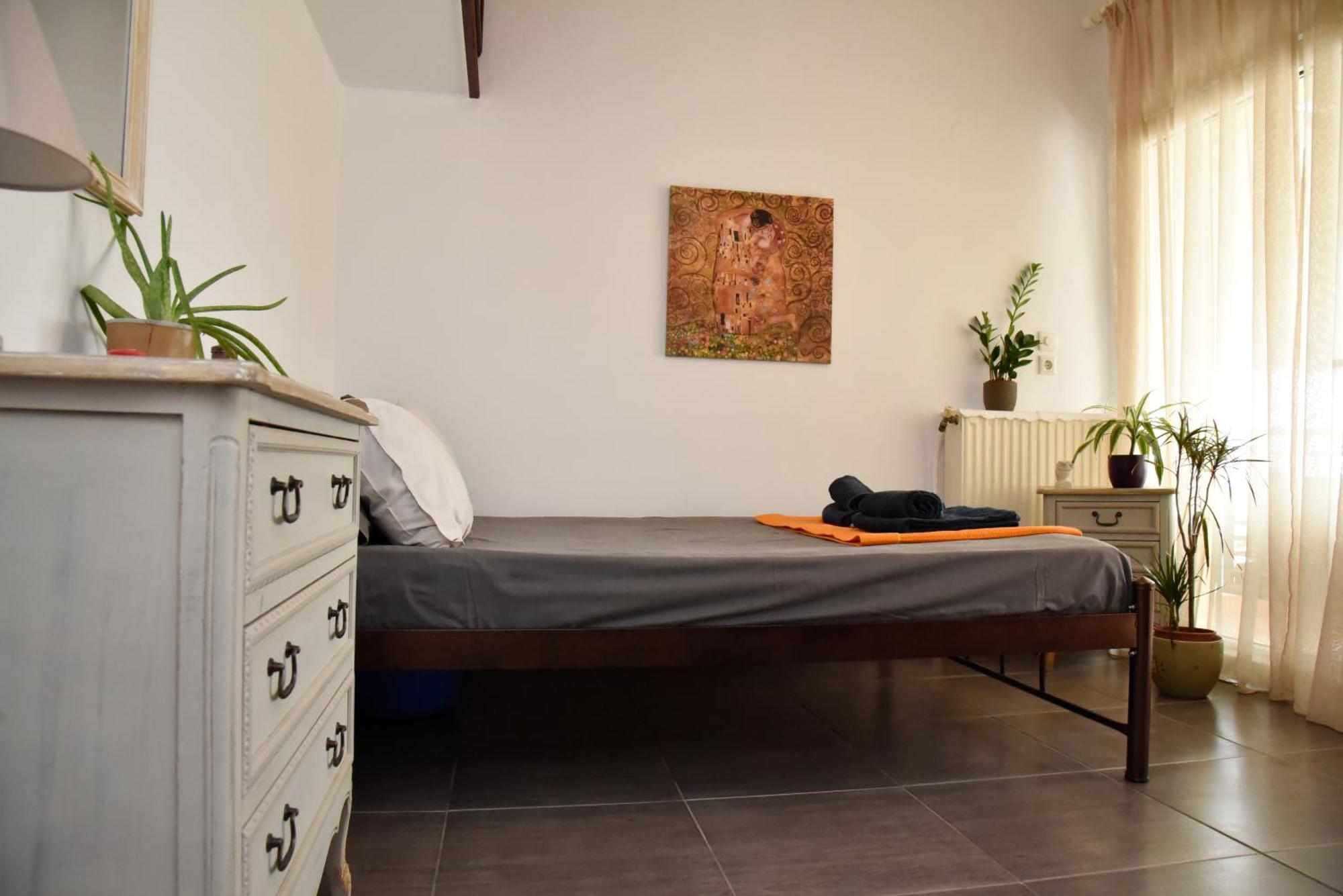 Beach Apartment Palaiontsiflikion Bagian luar foto