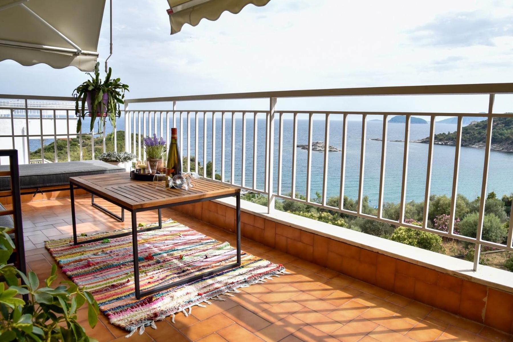Beach Apartment Palaiontsiflikion Bagian luar foto
